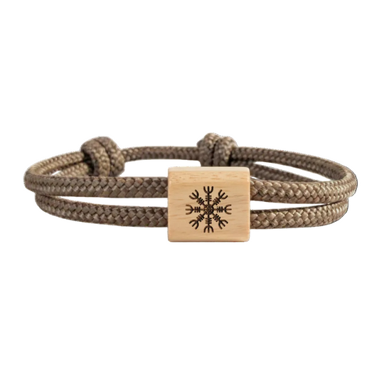 Graviertes nordisches Armband aus Kirschholz – Wikinger-Symbole