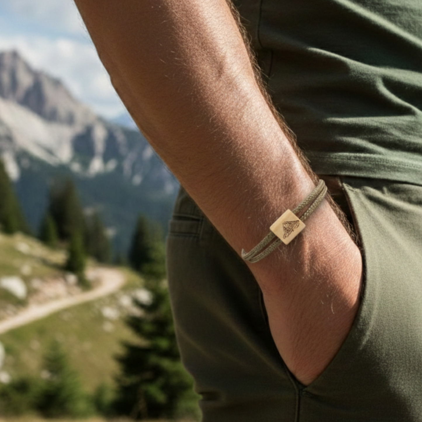 Personalized Wood & Rope Bracelet – choose your summit